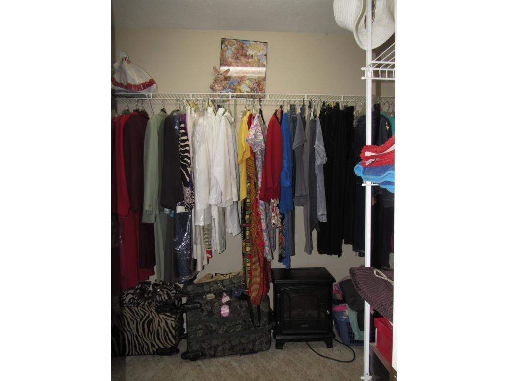 377 Ealey Road Greeneville, TN 37743 - Photo 8 of 23 Good Size Walkin Closet