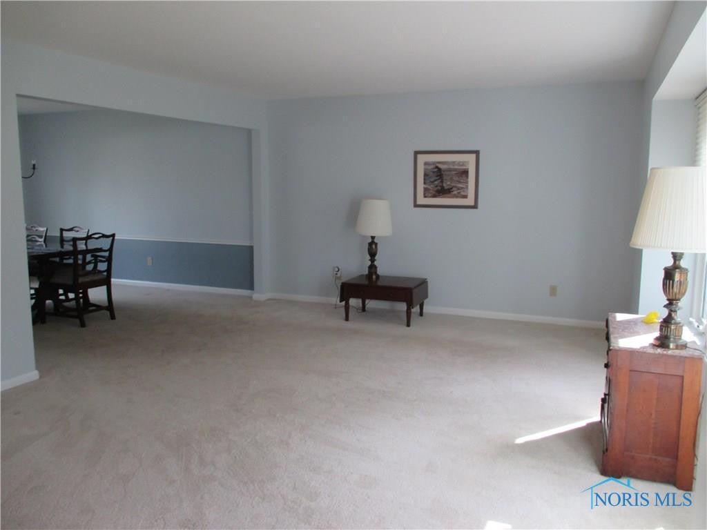 4566 Westbourne Road Toledo, OH 43623 - Photo 5 of 23 Gallery Image 5