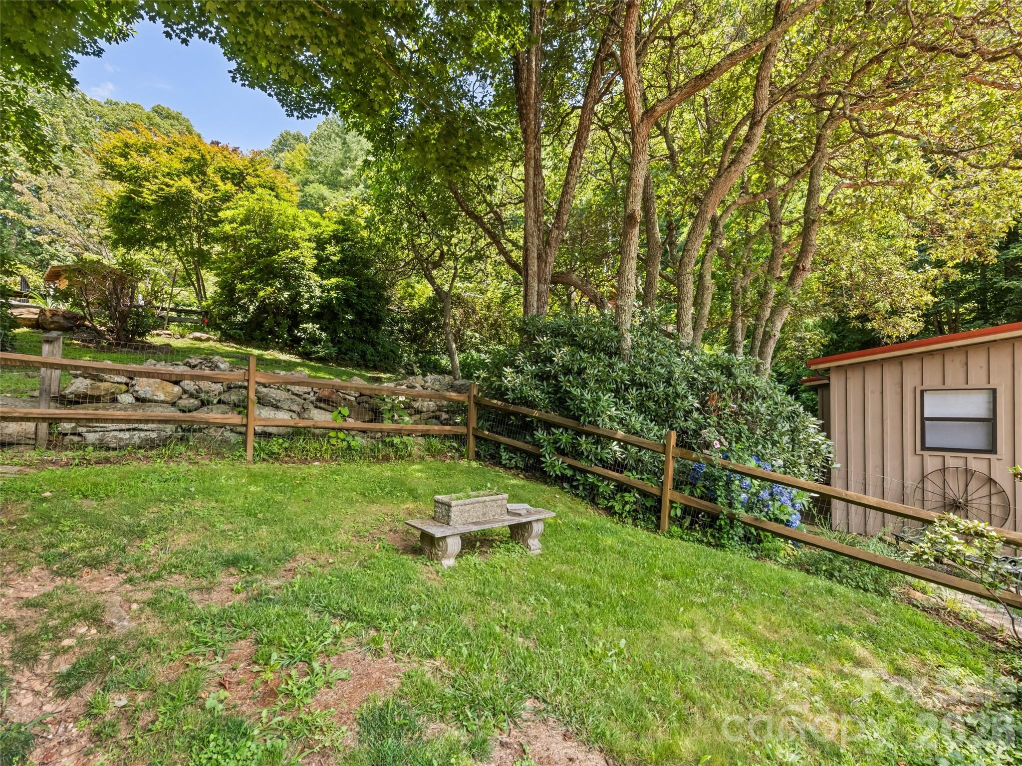 404 Red Bank Road Waynesville, NC 28786 - Photo 9 of 46