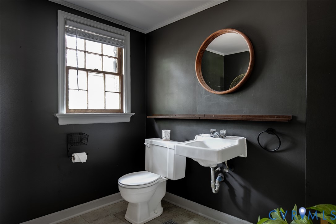 200 Stanmore Road North Chesterfield, VA 23236 - Photo 29 of 37 bathroom featuring a white toilet, wall-mounted si
