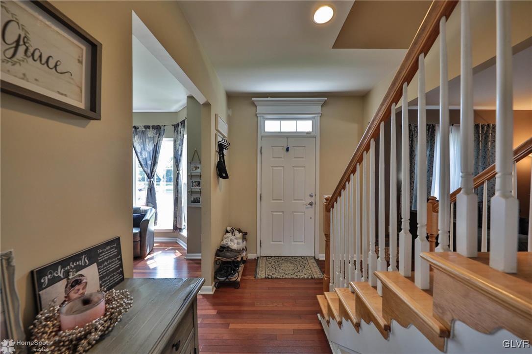 8725 Pathfinder Road Breinigsville, PA 18031 - Photo 6 of 29 Gallery Image 6