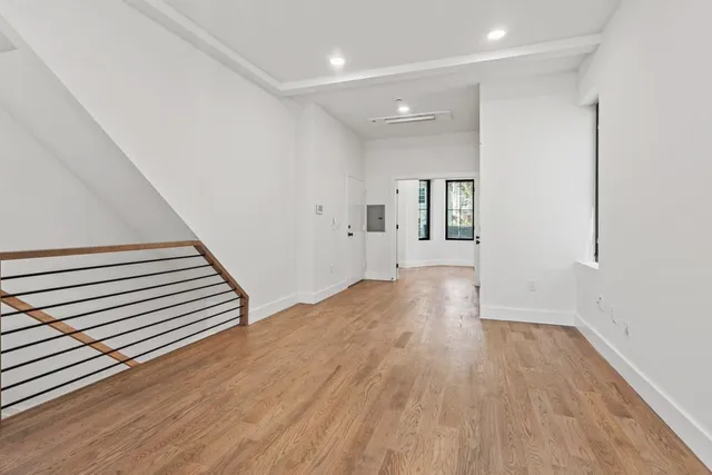 $3,500 | 41 47th Street, Unit 2, Weehawken, NJ 07086