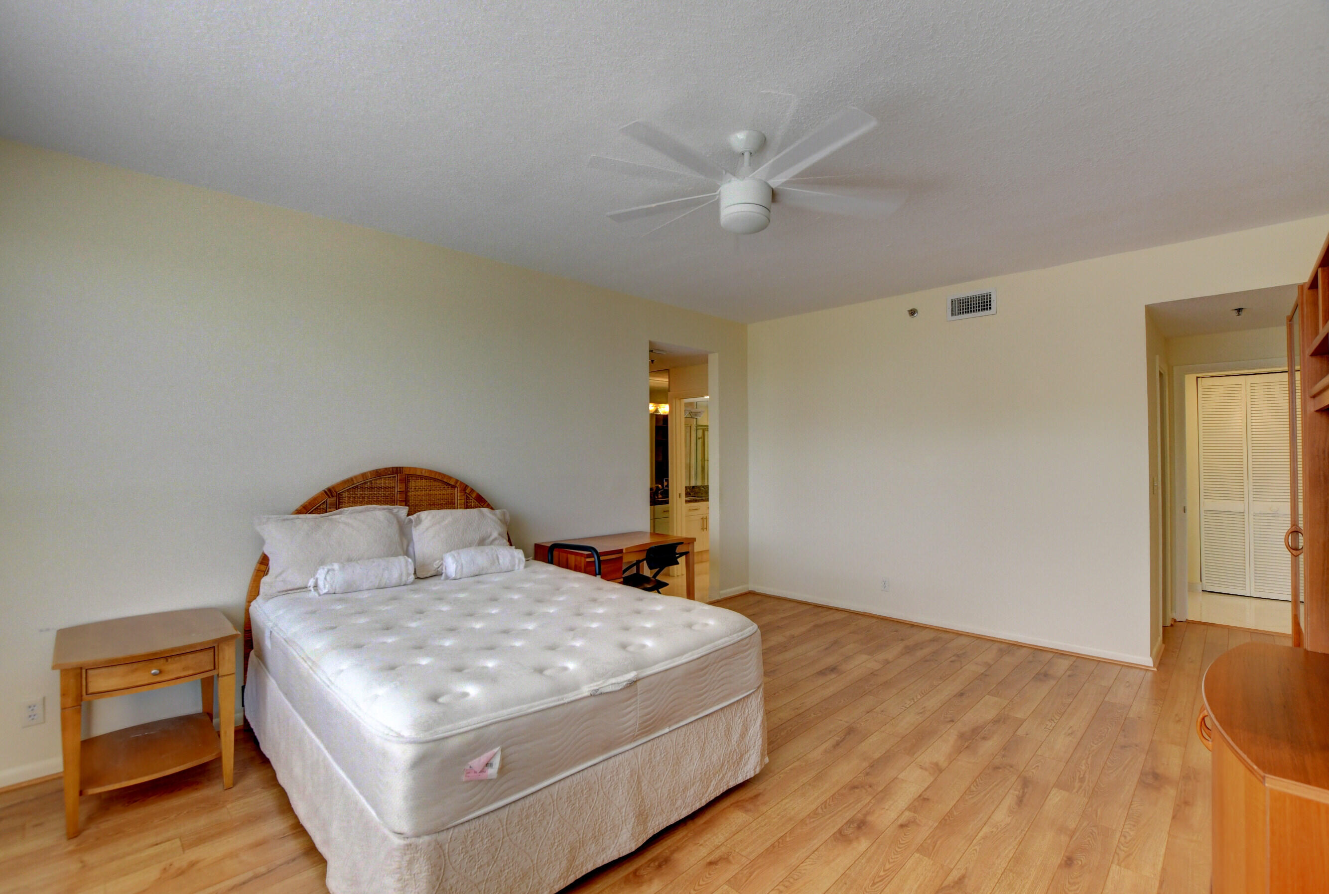 7351 Promenade Drive, Unit 602F Boca Raton, FL 33433 - Photo 22 of 48 19 primary bedroom