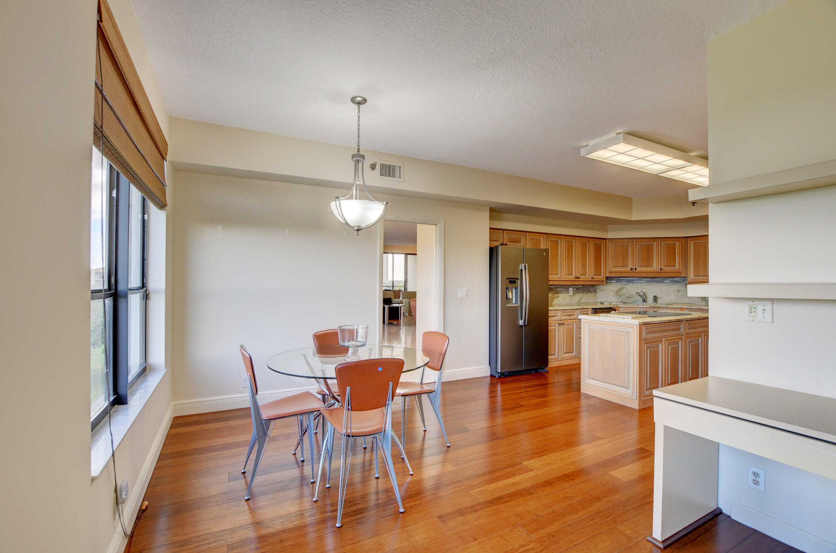 7351 Promenade Drive, Unit 602F Boca Raton, FL 33433 - Photo 36 of 48 33 eat in area kitchen