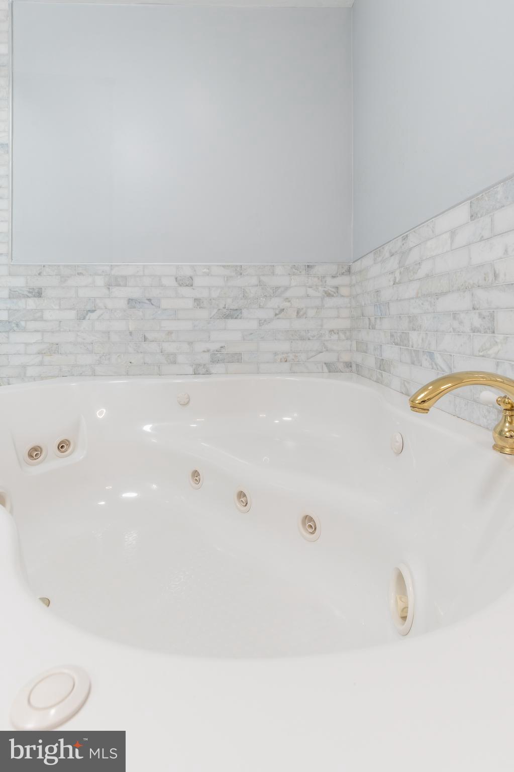 1112 Norwalk Road Philadelphia, PA 19115 - Photo 28 of 48