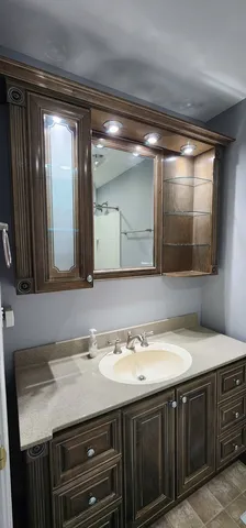 $549,900 | 105 Aspen Drive, Schaumburg, IL 60193