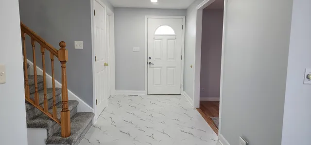 $549,900 | 105 Aspen Drive, Schaumburg, IL 60193