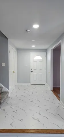 $549,900 | 105 Aspen Drive, Schaumburg, IL 60193