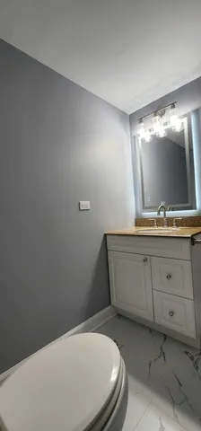 $549,900 | 105 Aspen Drive, Schaumburg, IL 60193