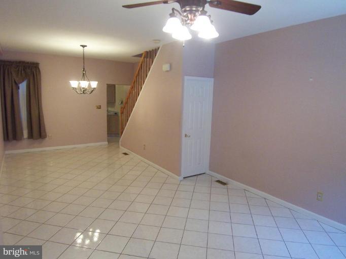 238 South Exeter Street Baltimore, MD 21202 - Photo 2 of 17 Living Room/Dining Room