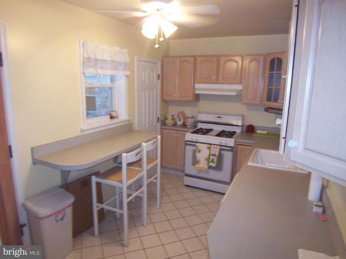 238 South Exeter Street Baltimore, MD 21202 - Photo 9 of 17 Kitchen #3