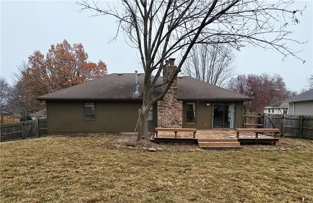 $329,900 | 410 Northeast Corsicana Street, Lee's Summit, MO 64086