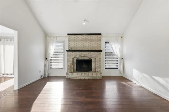 $329,900 | 410 Northeast Corsicana Street, Lee's Summit, MO 64086