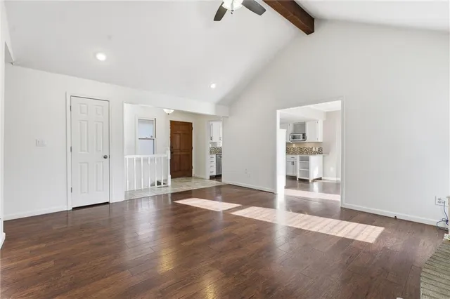 $329,900 | 410 Northeast Corsicana Street, Lee's Summit, MO 64086