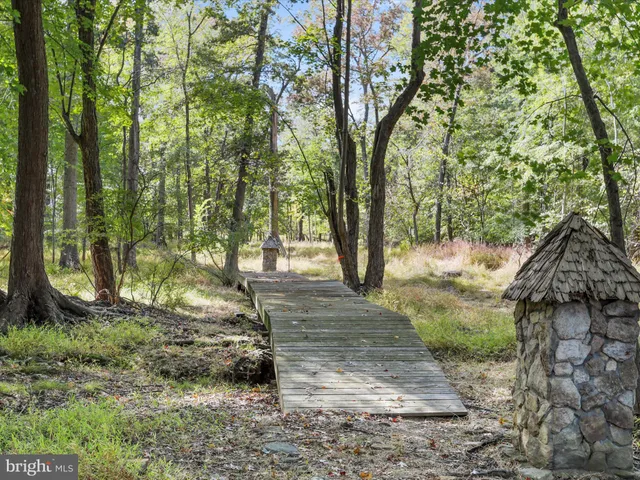 $1,275,000 | 19935 Foggy Bottom Road, Bluemont, VA 20135
