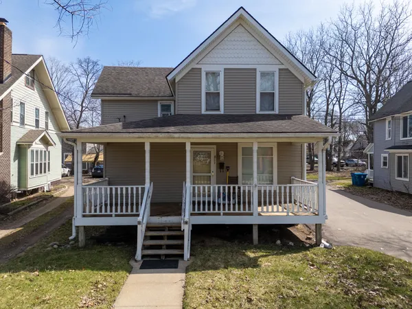 $324,000 | 811 Oakland Drive, Kalamazoo, MI 49008