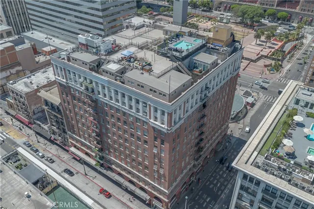 $365,000 | 312 West 5th Street, Unit 1109, Los Angeles, CA 90013