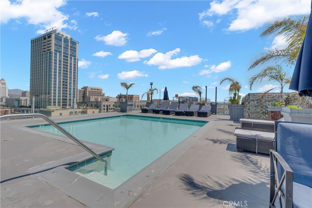 312 West 5th Street, Unit 1109 Los Angeles, CA 90013 - Photo 42 of 47 a view of a patio with swimming pool