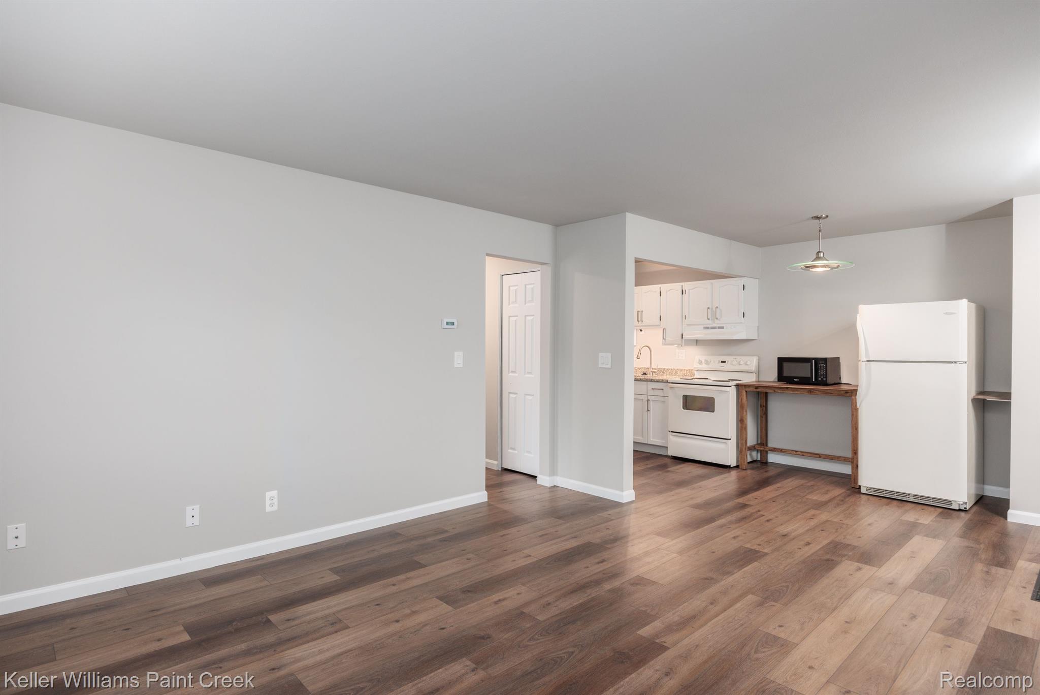 805 Plate Street, Unit 101 Rochester, MI 48307 - Photo 3 of 9 Gallery Image 3