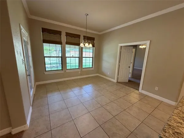 $2,900 | 414 Grey Wolf Trail, Weatherford, TX 76087
