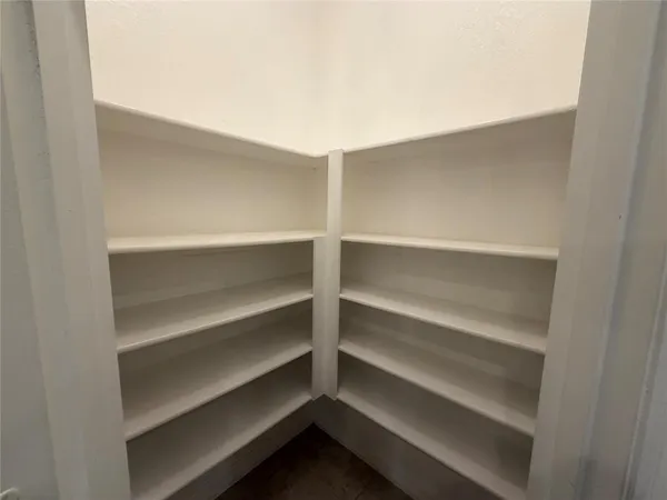 $2,900 | 414 Grey Wolf Trail, Weatherford, TX 76087