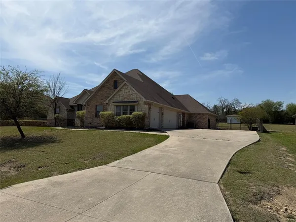 $2,900 | 414 Grey Wolf Trail, Weatherford, TX 76087