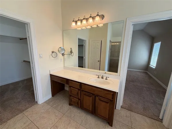 $2,900 | 414 Grey Wolf Trail, Weatherford, TX 76087