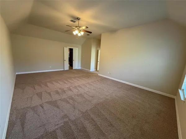 $2,900 | 414 Grey Wolf Trail, Weatherford, TX 76087