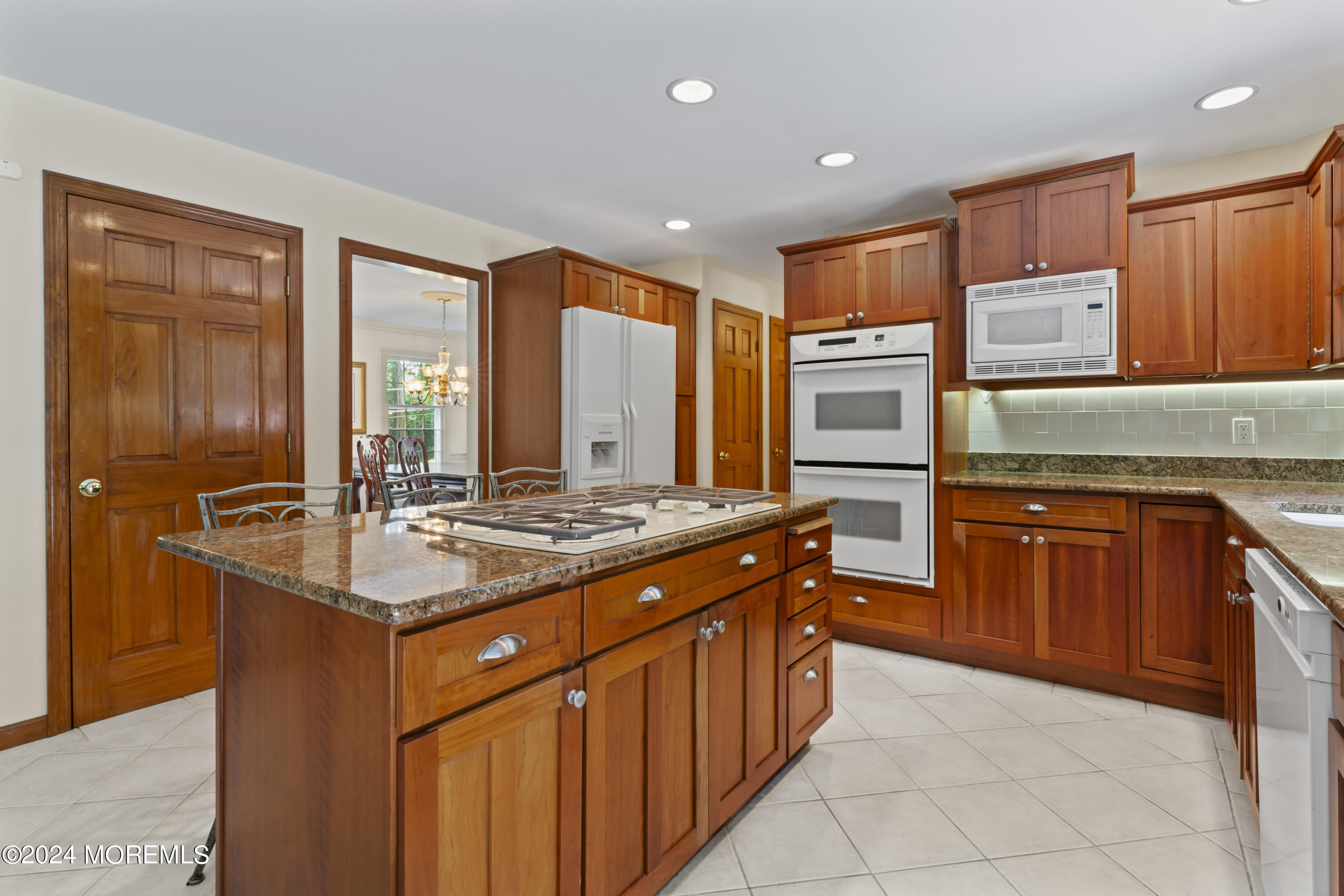 20 Ridge Road Colts Neck, NJ 07722 - Photo 11 of 43 photos_high_resolution_HOM00300