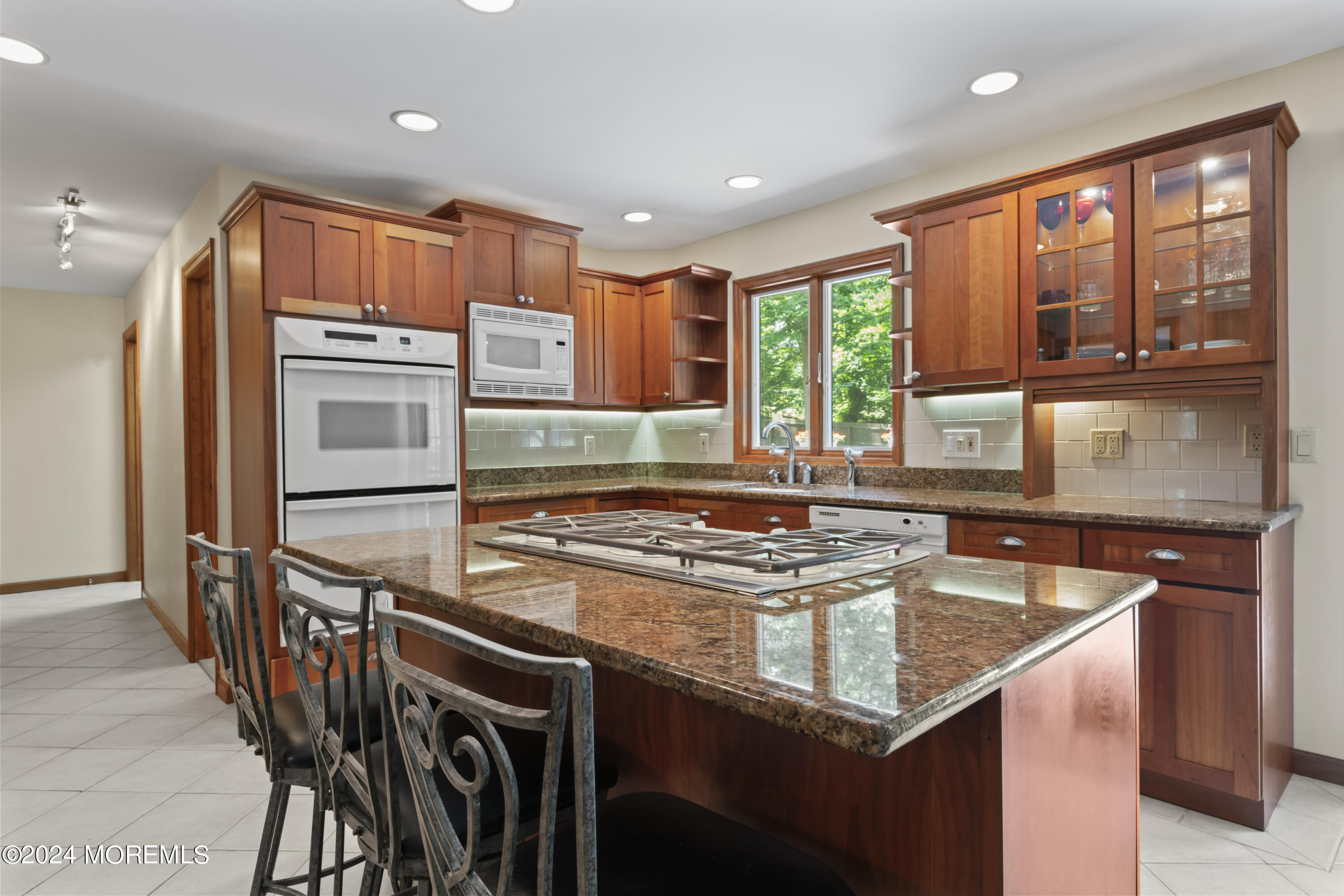 20 Ridge Road Colts Neck, NJ 07722 - Photo 14 of 43 photos_high_resolution_HOM00285