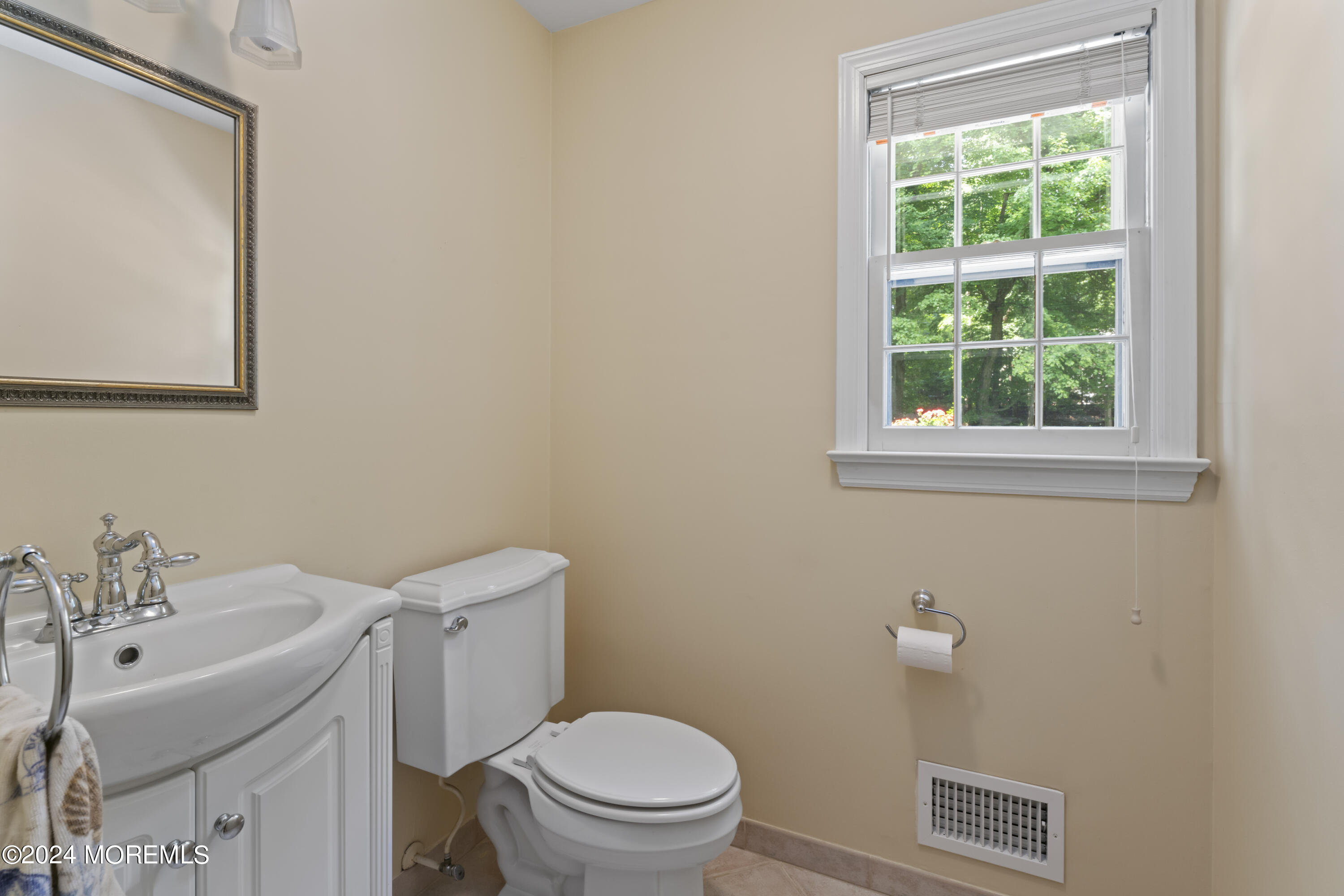 20 Ridge Road Colts Neck, NJ 07722 - Photo 20 of 43 photos_high_resolution_HOM00305
