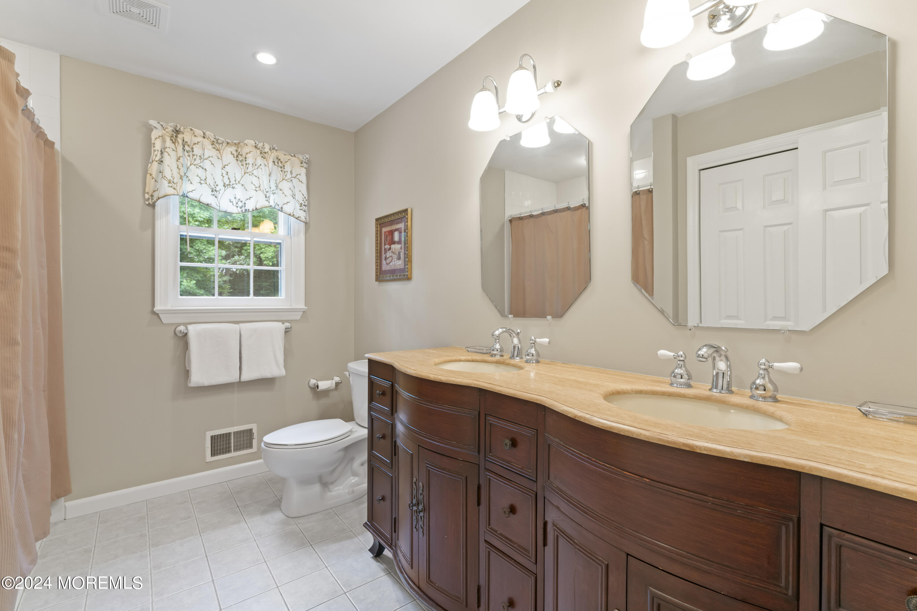 20 Ridge Road Colts Neck, NJ 07722 - Photo 30 of 43 photos_high_resolution_HOM00420
