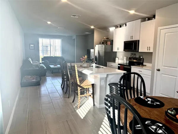$2,500 | 7143 Amelia River Drive, Parrish, FL 34219