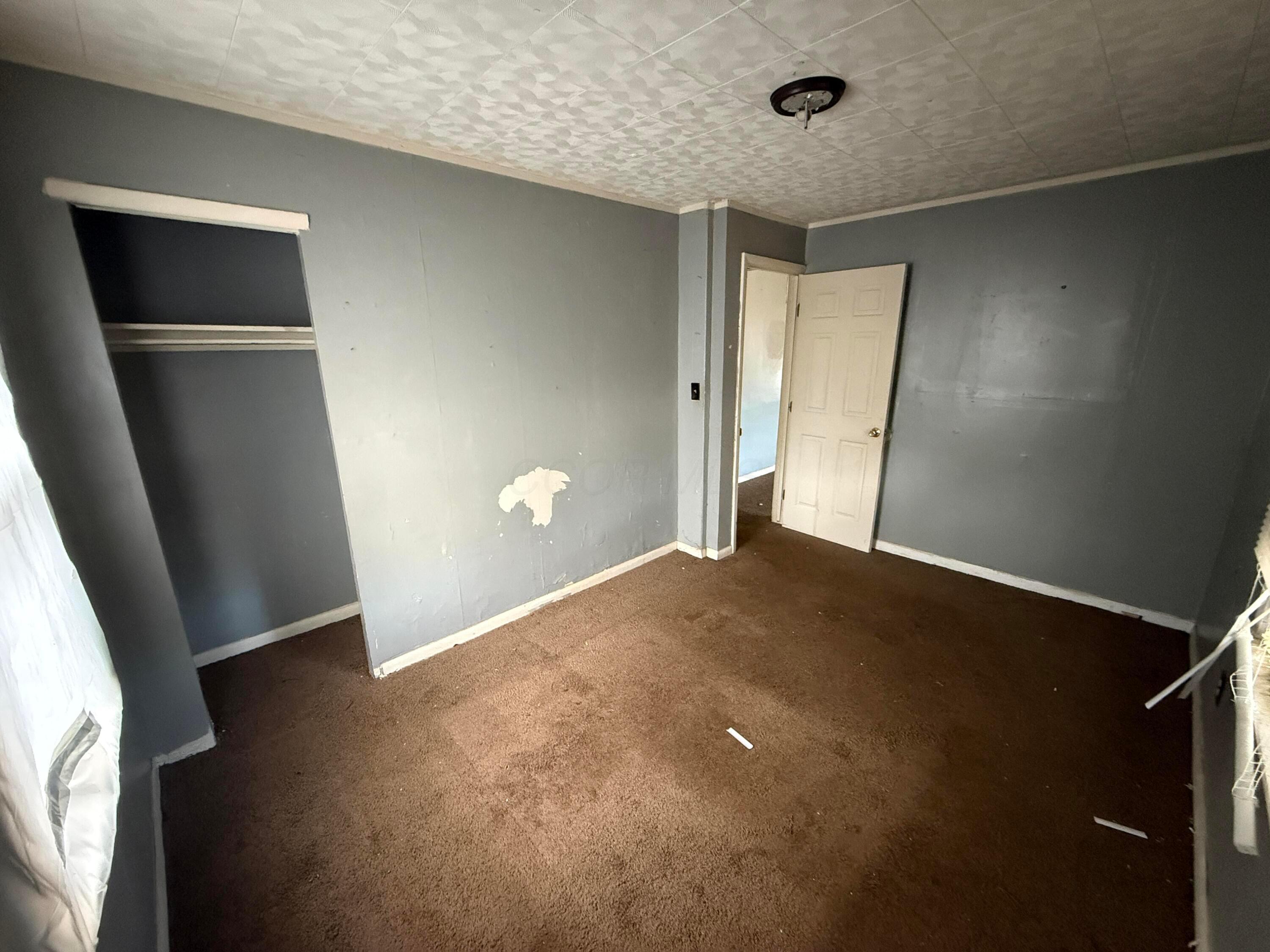 2411 Lindale Road Columbus, OH 43224 - Photo 5 of 9 beyc69a1f7299fba2