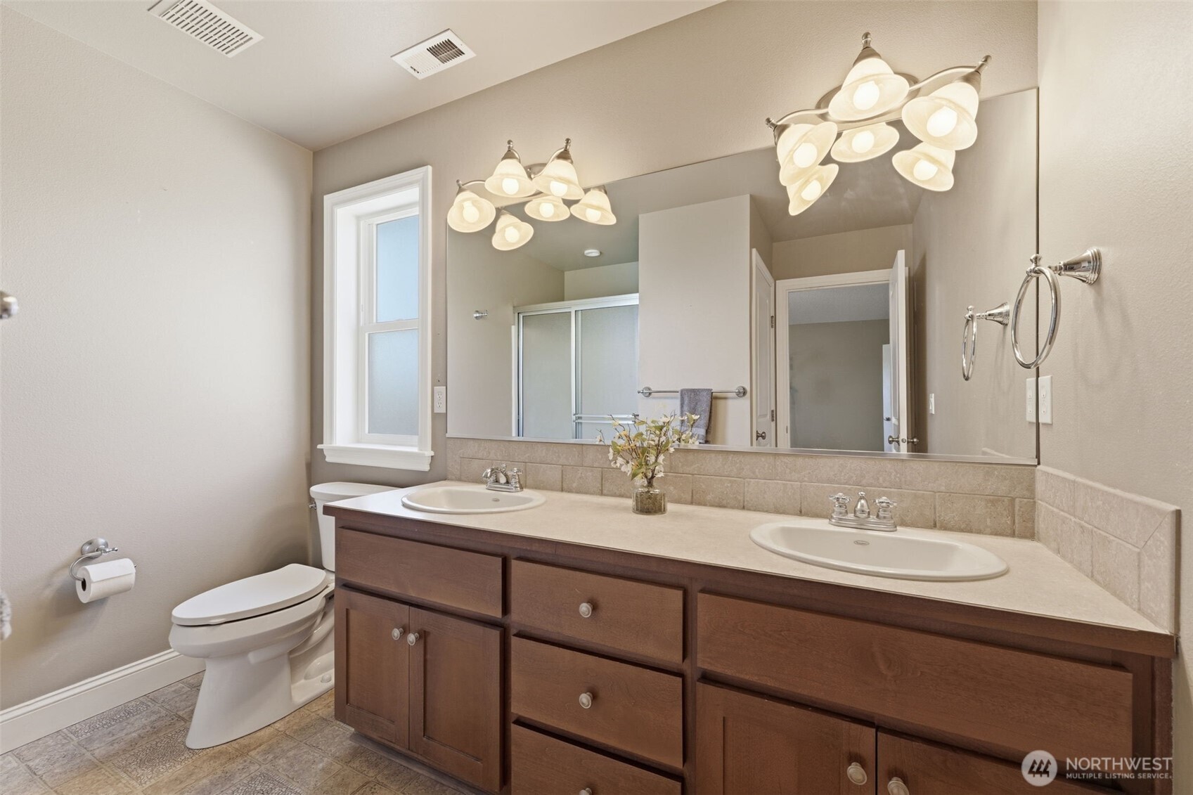 99206 East Ridgeview Drive Kennewick, WA 99338 - Photo 19 of 34