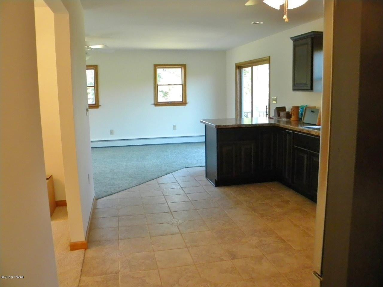 106 Hoadleys Road Hawley, PA 18428 - Photo 11 of 33 9-kitchen