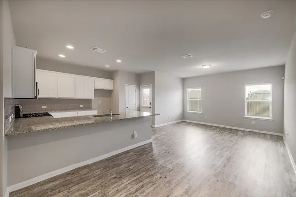 $2,195 | 2920 Bridekirk Drive, Round Rock, TX 78664