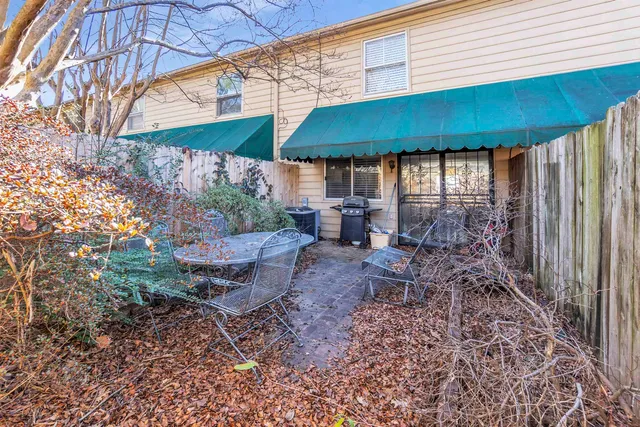 $157,000 | 5866 Roxbury Drive, Unit 5866, Memphis, TN 38119