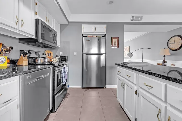 $157,000 | 5866 Roxbury Drive, Unit 5866, Memphis, TN 38119