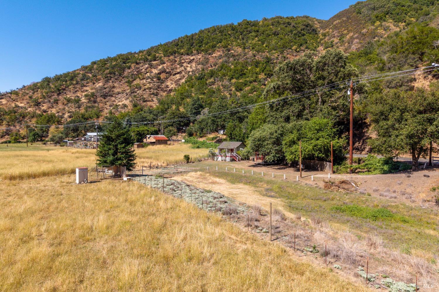 8670 Scotts Valley Road Upper Lake, CA 95485 - Photo 6 of 13 Gallery Image 6