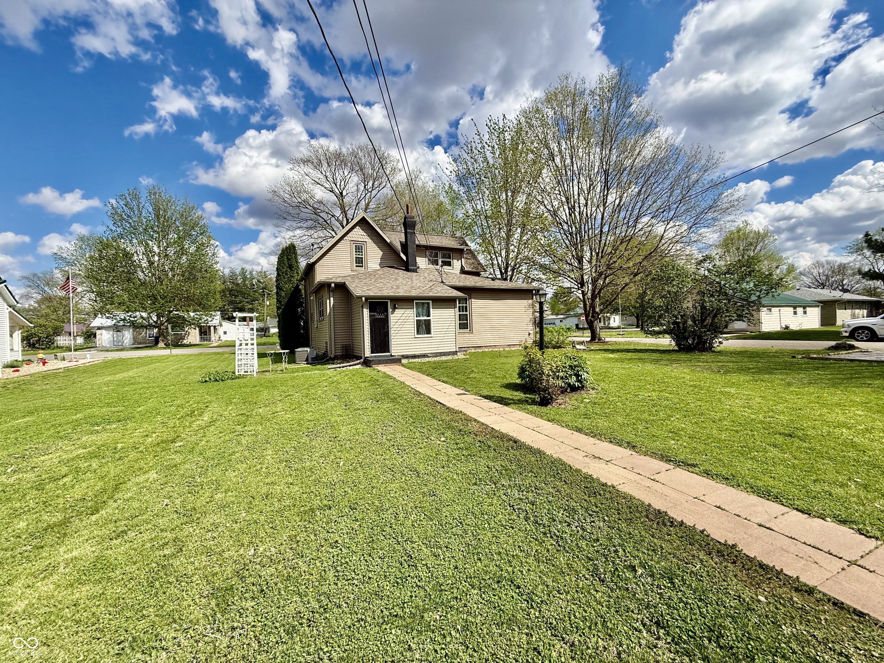 1301 5th Street Covington, IN 47932 - Photo 4 of 27