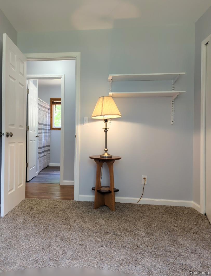 9140 Silver Lake Road Linden, MI 48451 - Photo 15 of 43