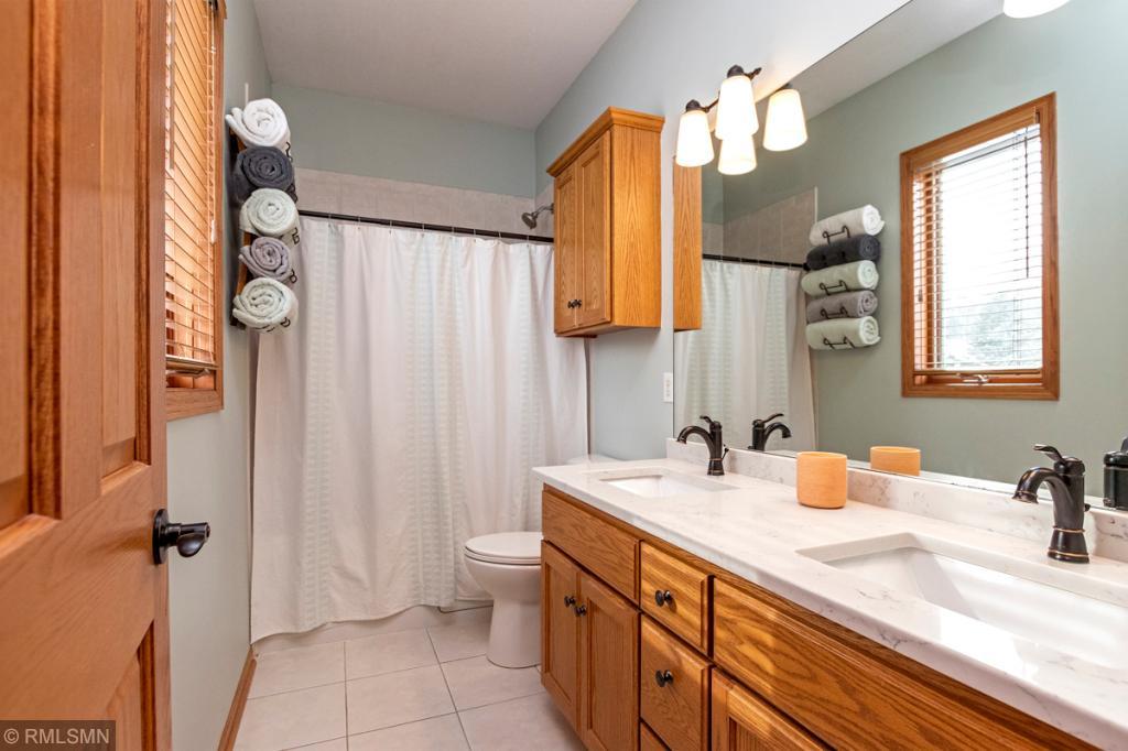 199 Kristin Drive Northwest Rochester, MN 55901 - Photo 14 of 32