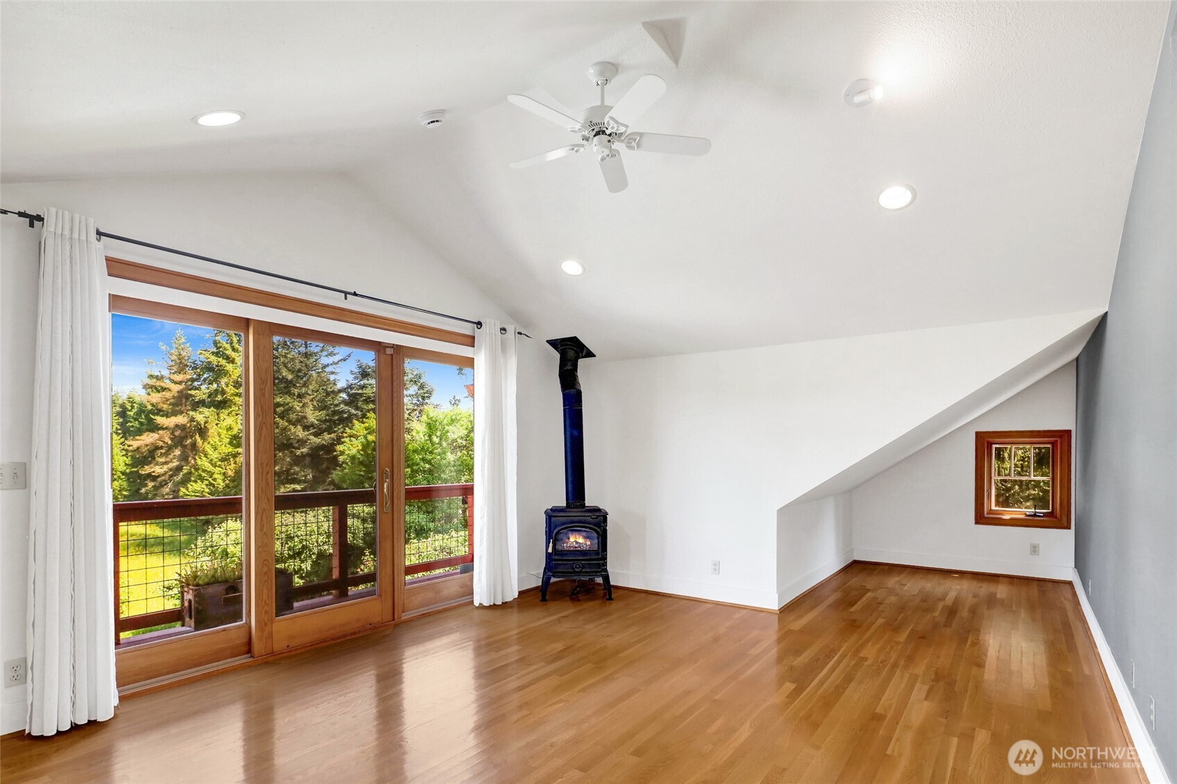 1478 Kelly Road Bellingham, WA 98226 - Photo 17 of 40