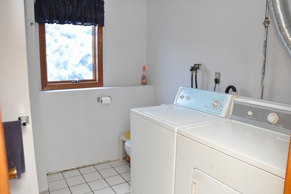 22 Howland Road Berkley, MA 02779 - Photo 19 of 30 Gallery Image 19