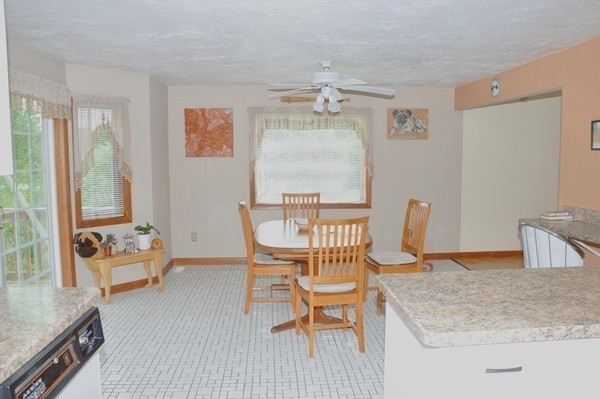 22 Howland Road Berkley, MA 02779 - Photo 4 of 30 Gallery Image 4