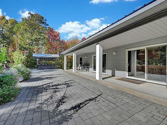 190 Penaluna Road Monroe, NY 10950 - Photo 7 of 36 a house with trees in the background