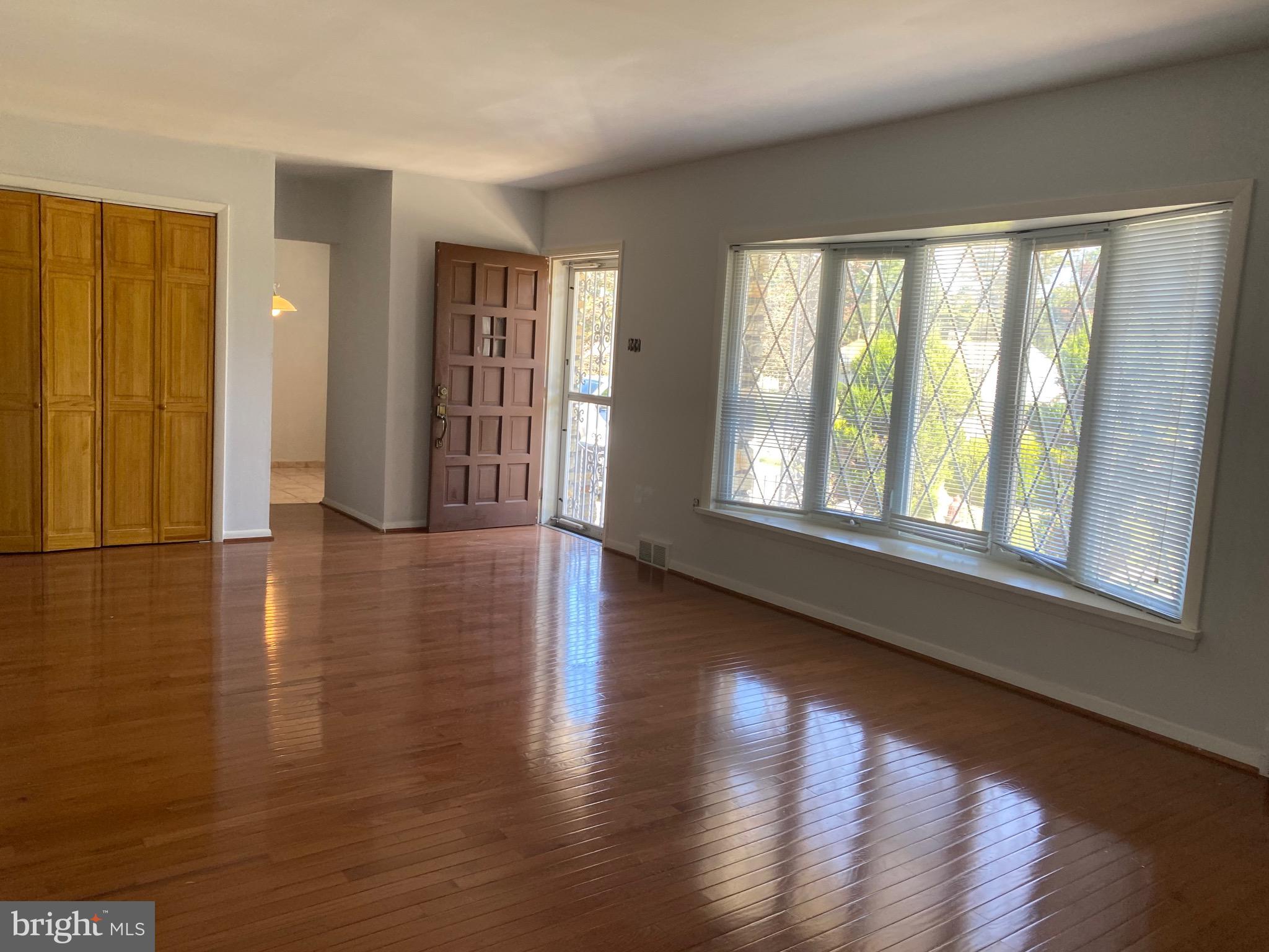 1114 Welsh Road Philadelphia, PA 19115 - Photo 2 of 16