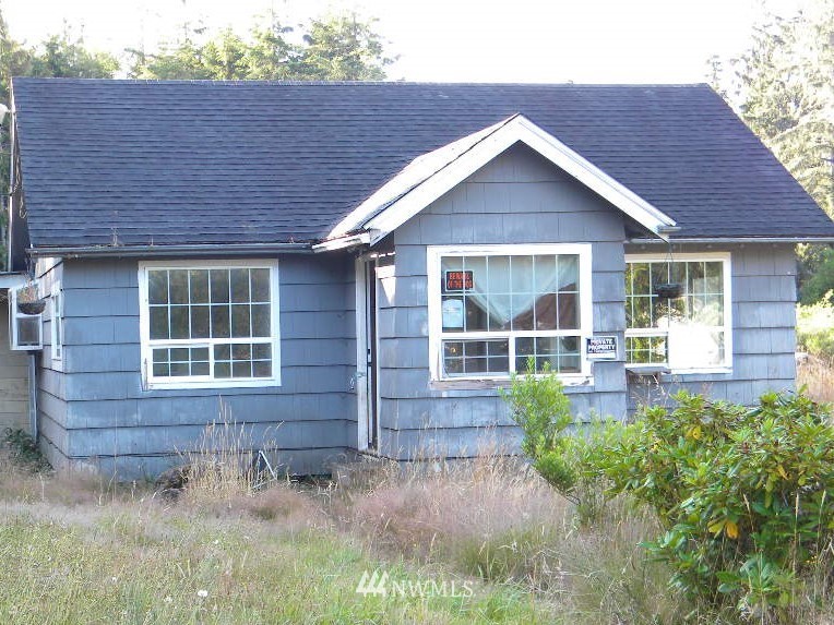 8 Kirkpatrick Road Hoquiam, WA 98550 - Photo 1 of 30 Gallery Image 1