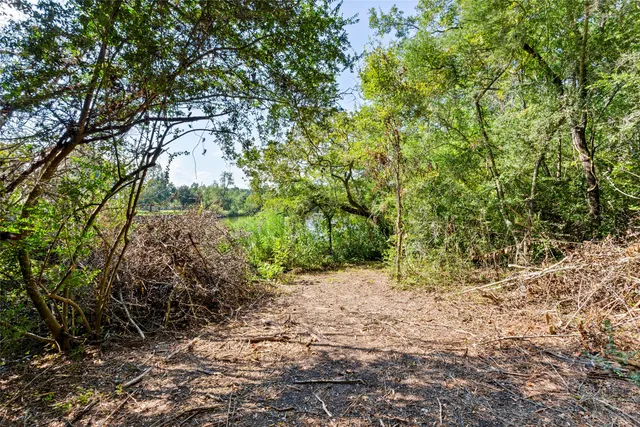 $695,000 | 1500 FM 517 Road East, Dickinson, TX 77539